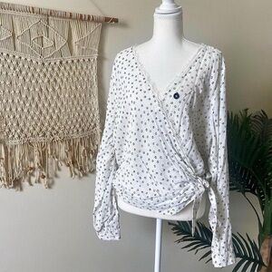 Abercrombie & Fitch Wrap Blouse